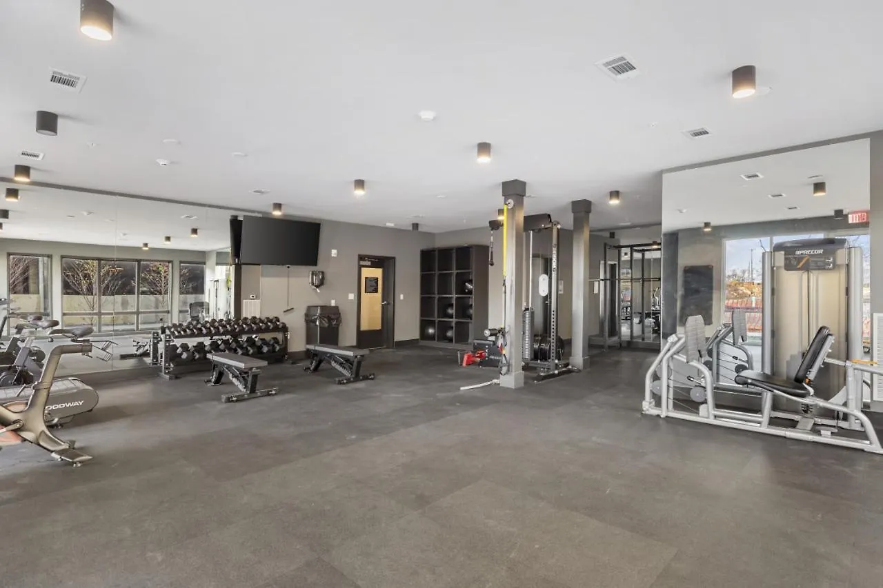 Premium 2 Bedroom, 4 Bed With Huge Wrap Around Patio Nashville
