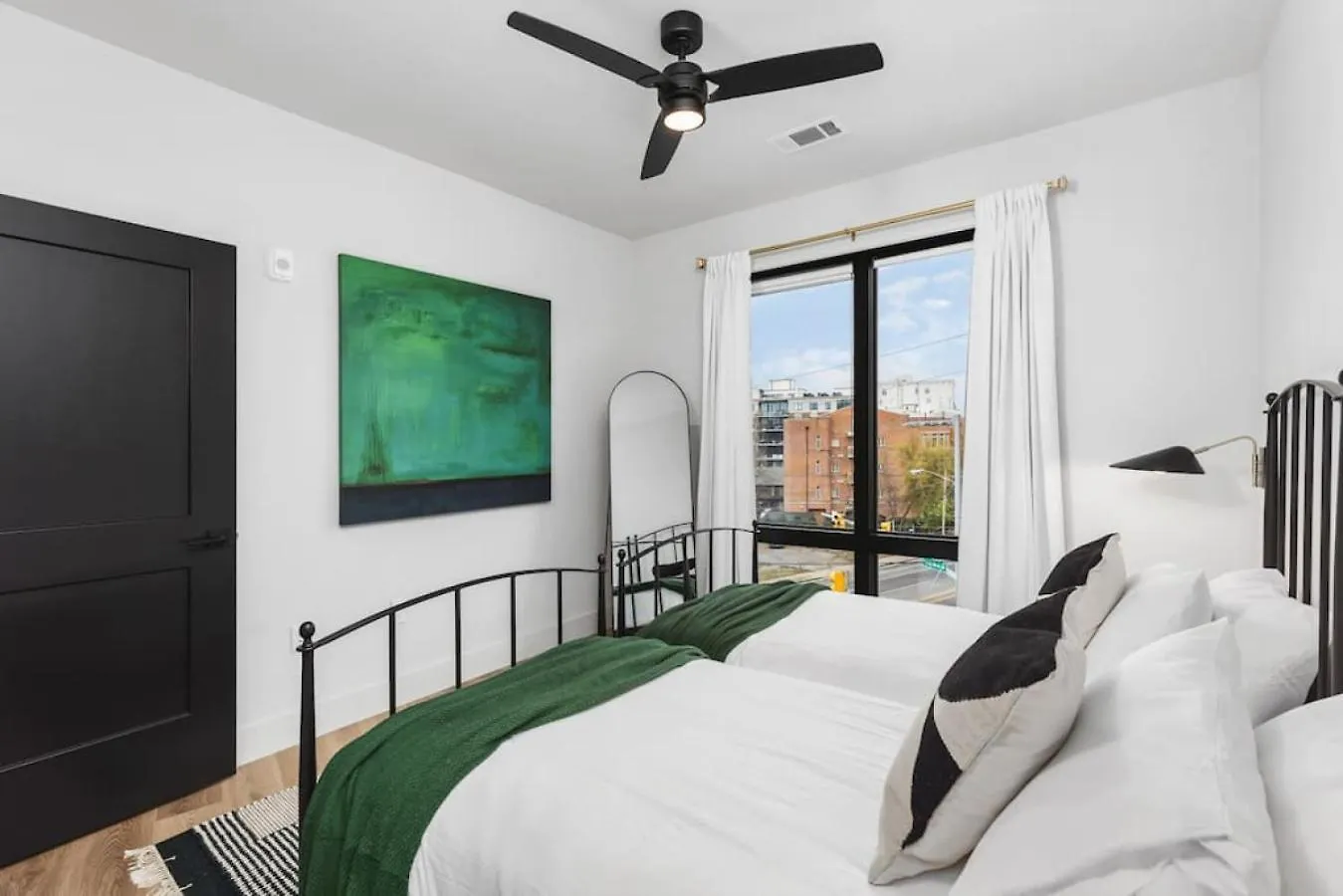 Premium 2 Bedroom, 4 Bed With Huge Wrap Around Patio Nashville 0*,  Amerikai Egyesült Államok